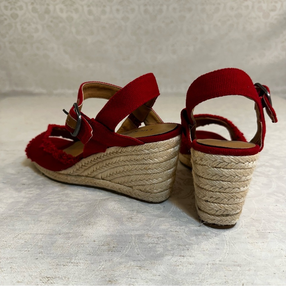 Lucky Brand Red Wedge Sandals Size 6.5 - Picture 5 of 10
